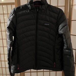 Patagonia Women's Grey Puffer Jacket